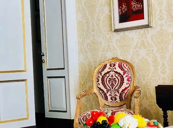 Dimora Umberto Bed and Breakfast 4*