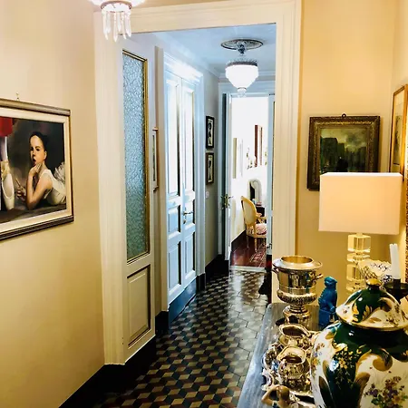 Oda ve Kahvaltı Dimora Umberto Katanya