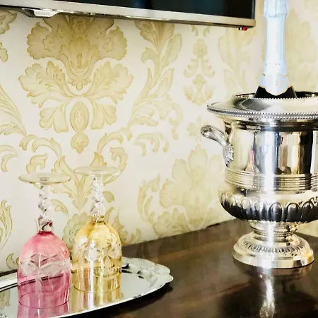 Dimora Umberto Oda ve Kahvaltı Katanya